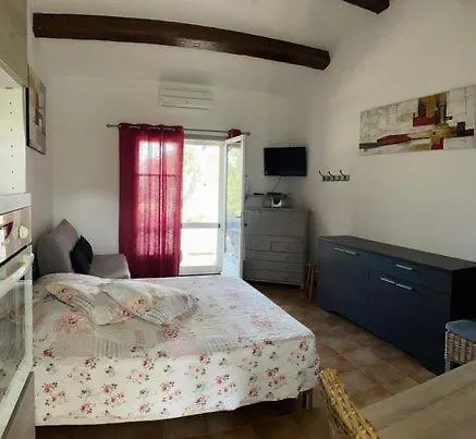 Les Laurier Rose Apartment Saintes-Maries-de-la-Mer